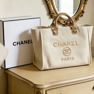 Chanel Deauville Medium Tote